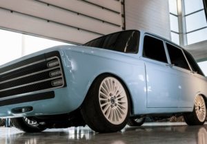 Fabricante do fuzil AK-47 também desenvolve carro elétrico