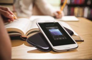 Samsung vai incluir Spotify nos novos aparelhos