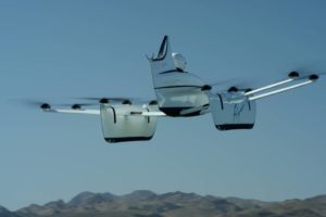 Veja como é pilotar um carro voador