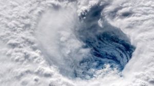 Entenda por que o Brasil não tem furacões