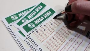 Entenda como um matemático ganhou 14 vezes na loteria