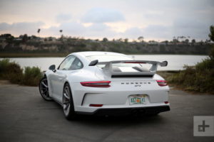 Porsche investe em serviço de compartilhamento de carros