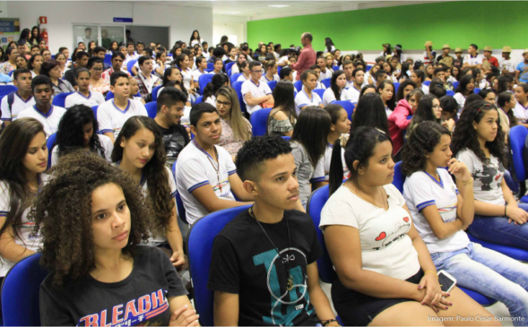 Pesquisa mostra que os jovens brasileiros são os mais pessimistas com o futuro do país