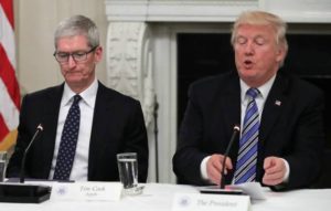 Trump faz ações de fornecedores da Apple despencarem